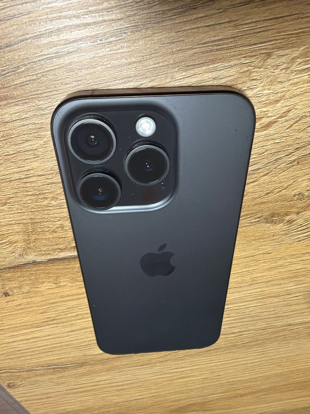 Apple Telefoni cellulari / Smartphones: Iphone 15 pro 256 gb / titan schwarz – Difettoso da Dagmersellen venduto da Sloth24 2