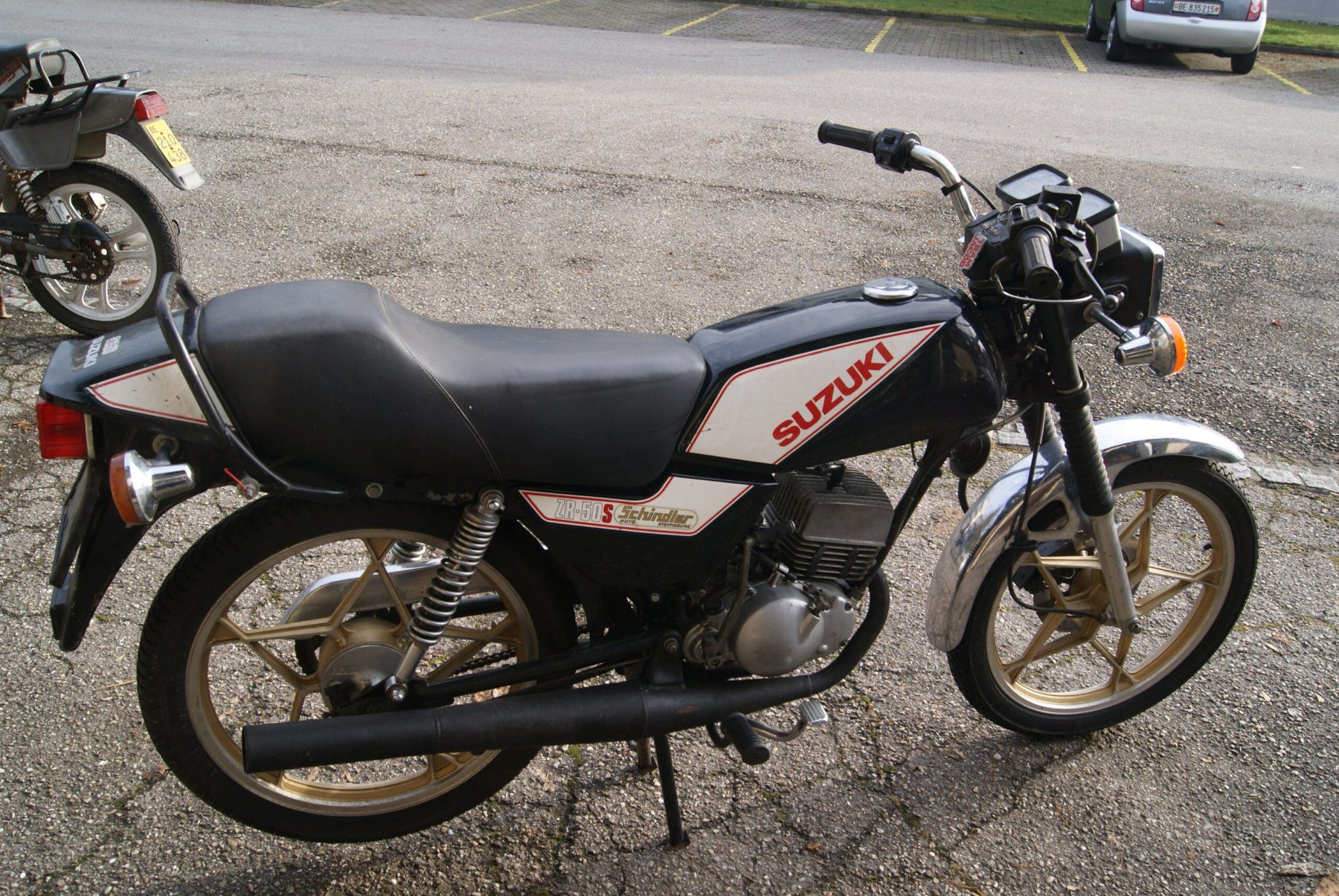 Suzuki Strada: Suzuki ZR 5 S 45km offen 80kmh – Usato da huttwil venduto da Pakora 4