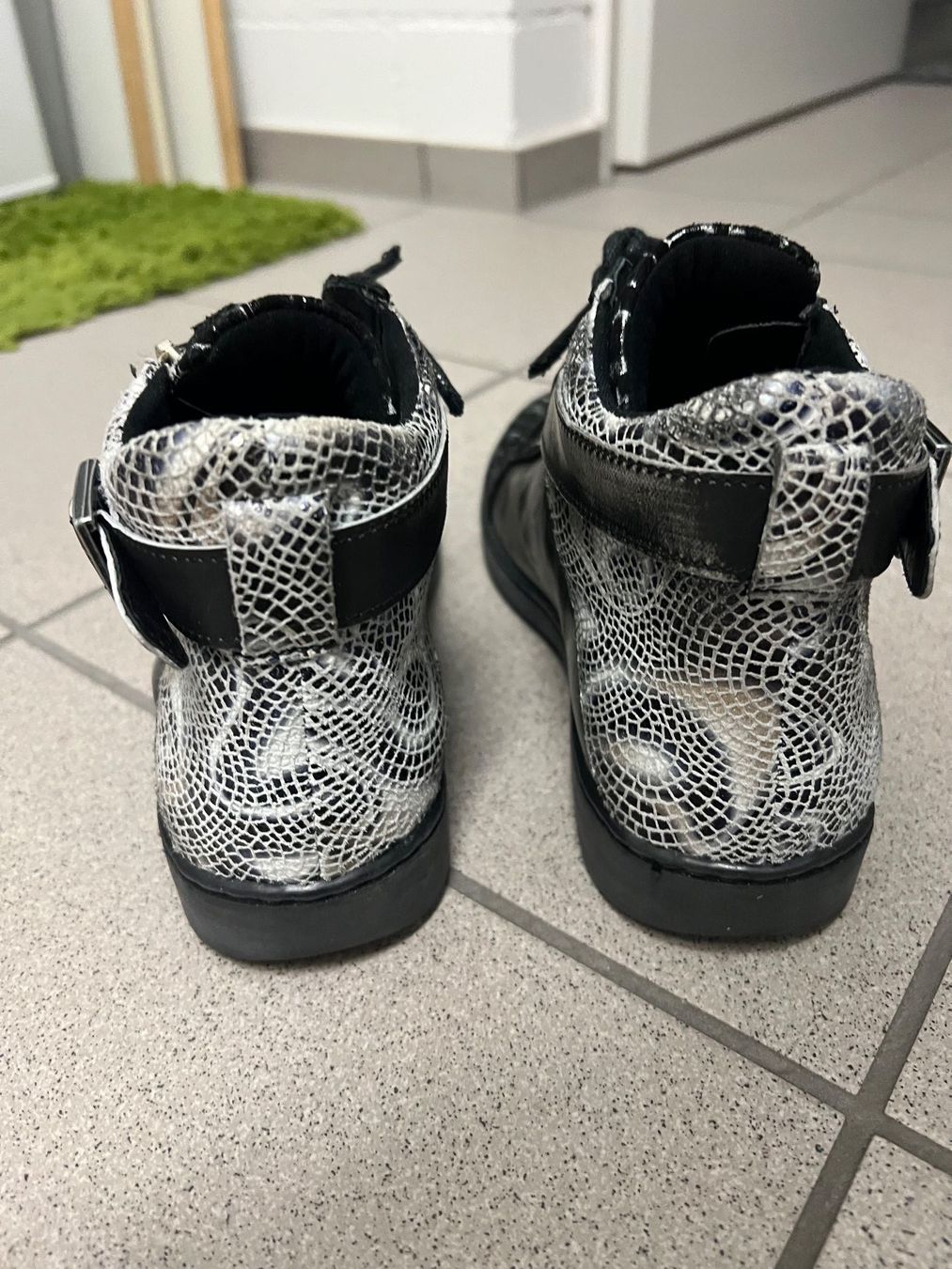 Damenschuhe: Damen Sneakers schwarz Grösse 38 – Gebraucht aus Uetendorf von steimar 4