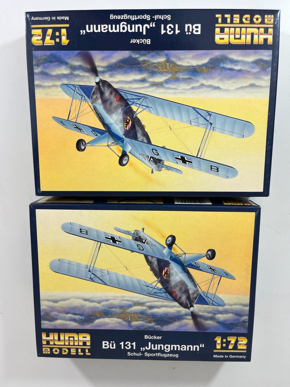 Modellbausätze & Standmodelle: Huma Modell 1/72: 2 x Bü 131 Jungmann – Neu (gemäss Beschreibung) aus Yverdon-les-Bains von