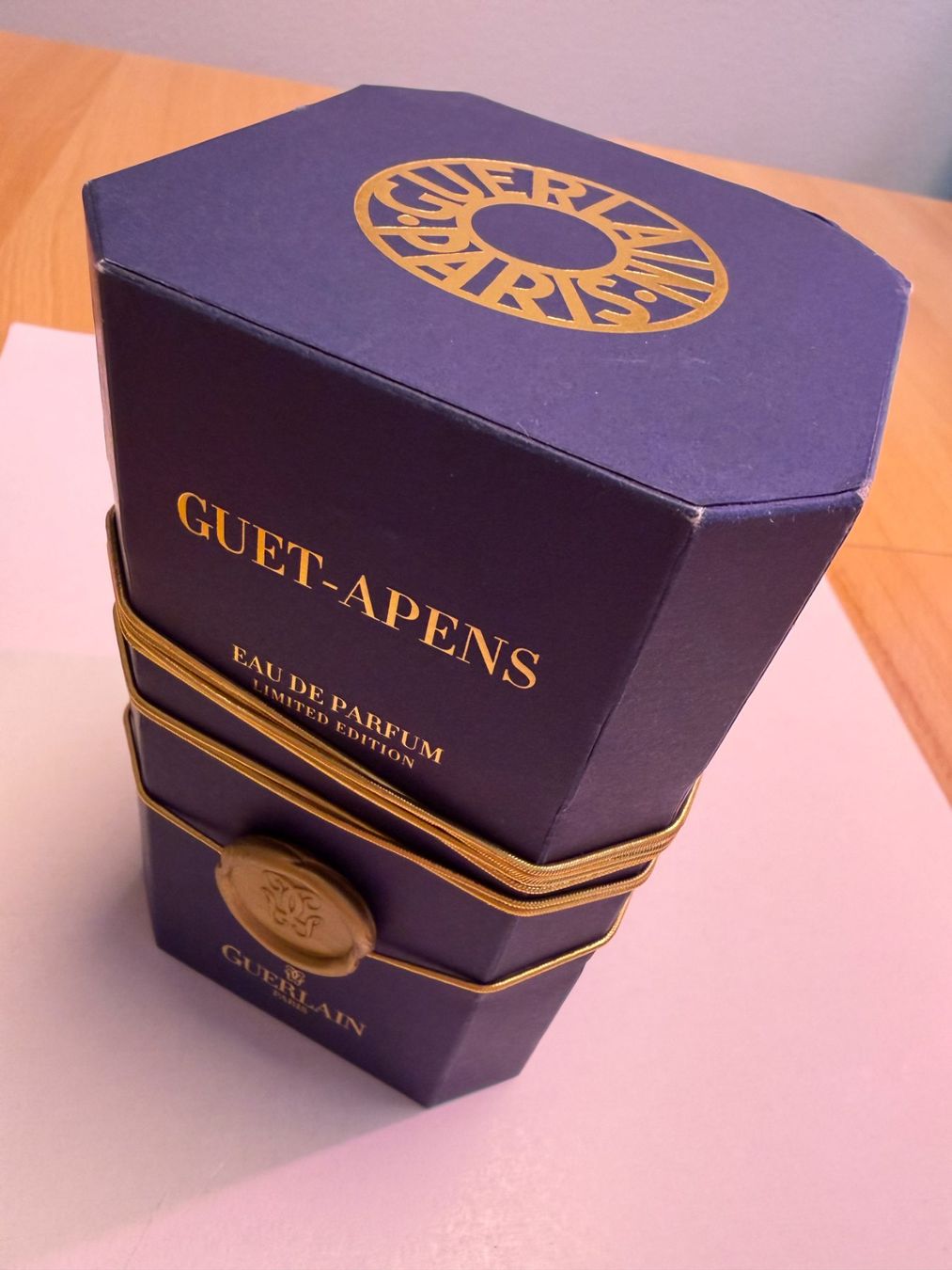 Guerlain Profumi & Eau de Toilette: Vintage Guerlain GUET-APENS Eau de Parfum 1999 – Nuovo e nell'imballaggio originale da Zürich venduto da Gemi 2