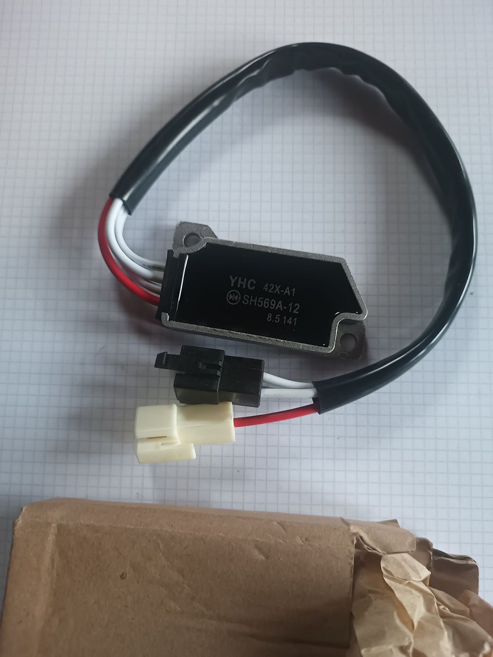 Yamaha Tutti i ricambio per moto: Yamaha Virago Stator + Regler – Nuovo e nell'imballaggio originale da Brienz BE venduto da Pilgrim_360 1