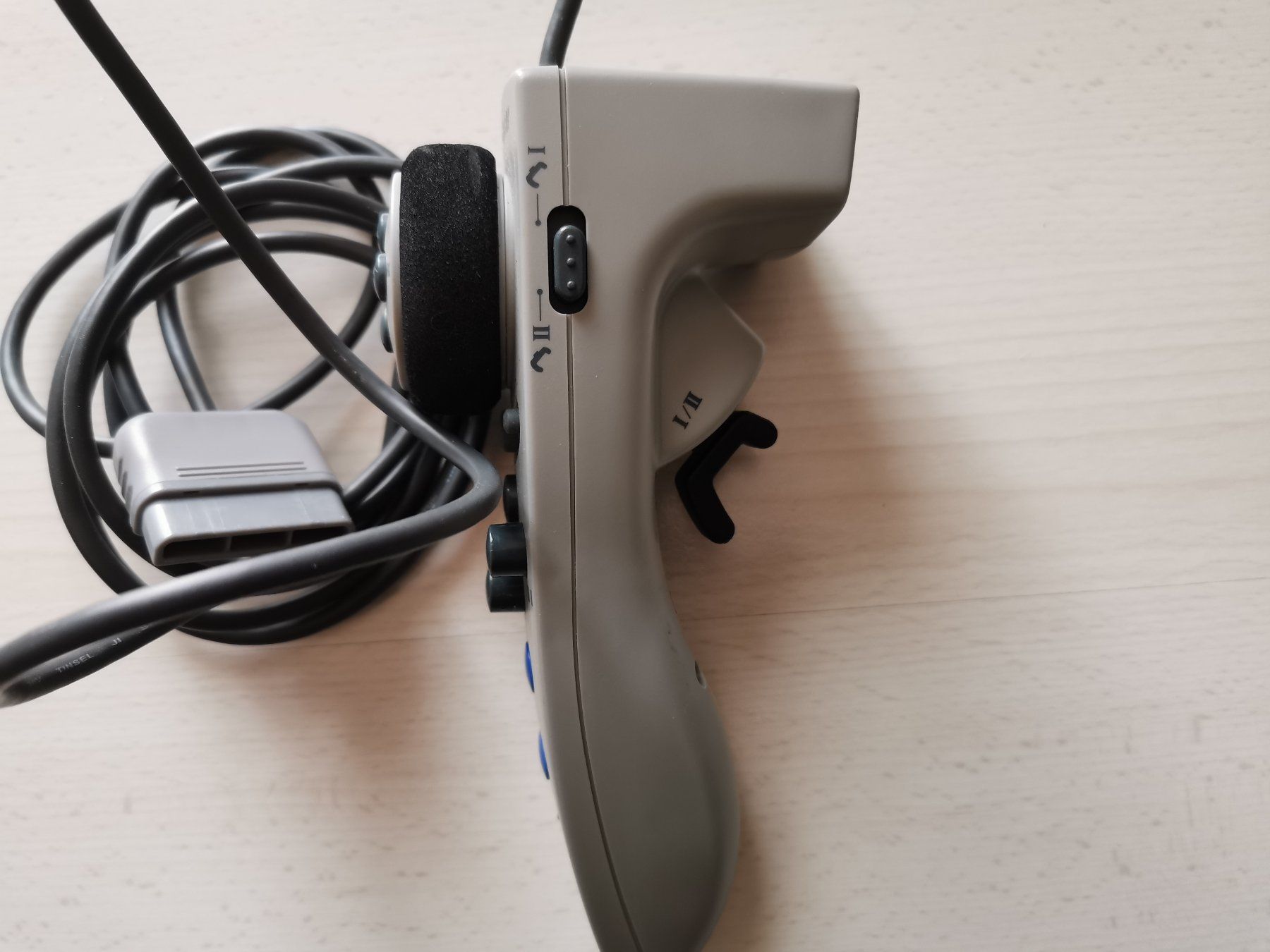 Sony Controller: Sony PS1 Ultra Racer – Nuovo (secondo la descrizione) da Cordast venduto da Bluelaser 1
