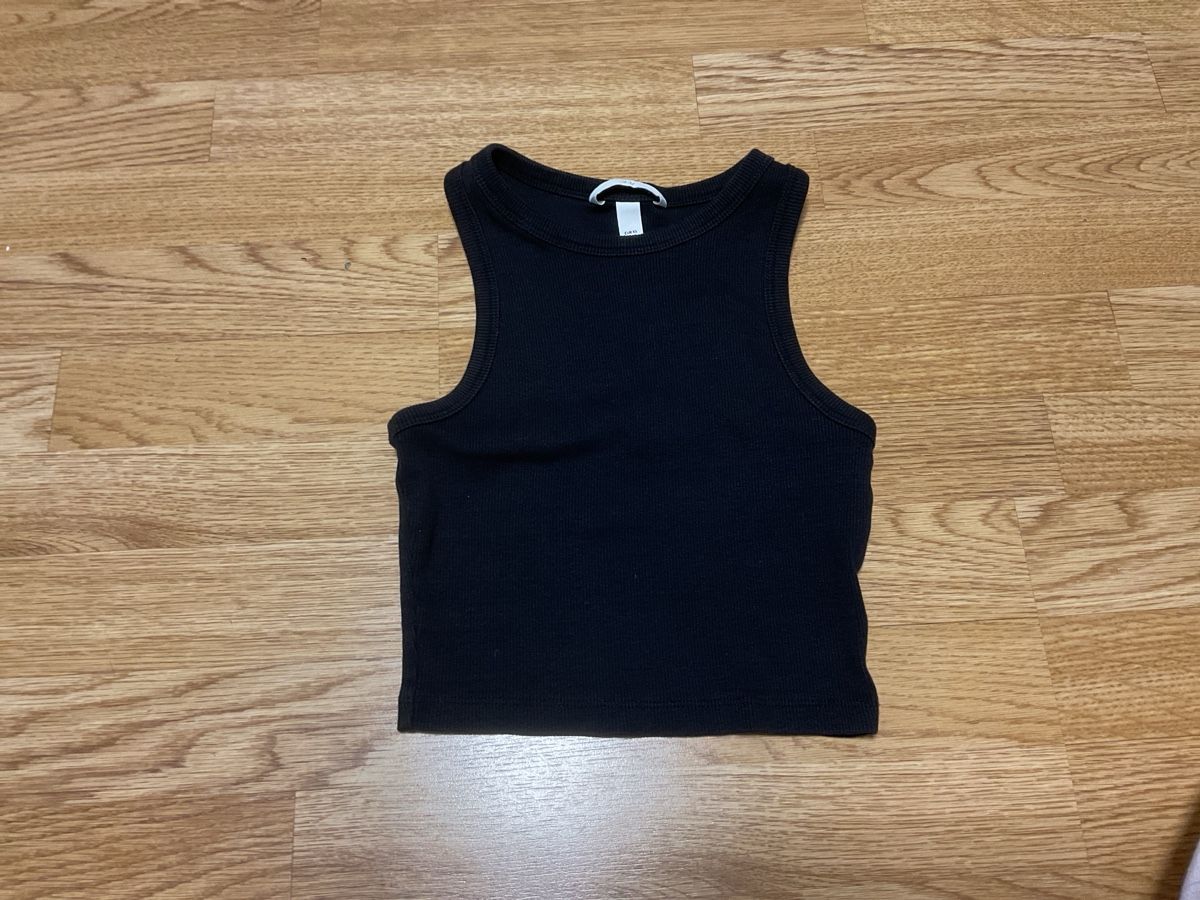 Tops: Schwarzes Tanktop – Gebraucht aus Bern von sophia_16
