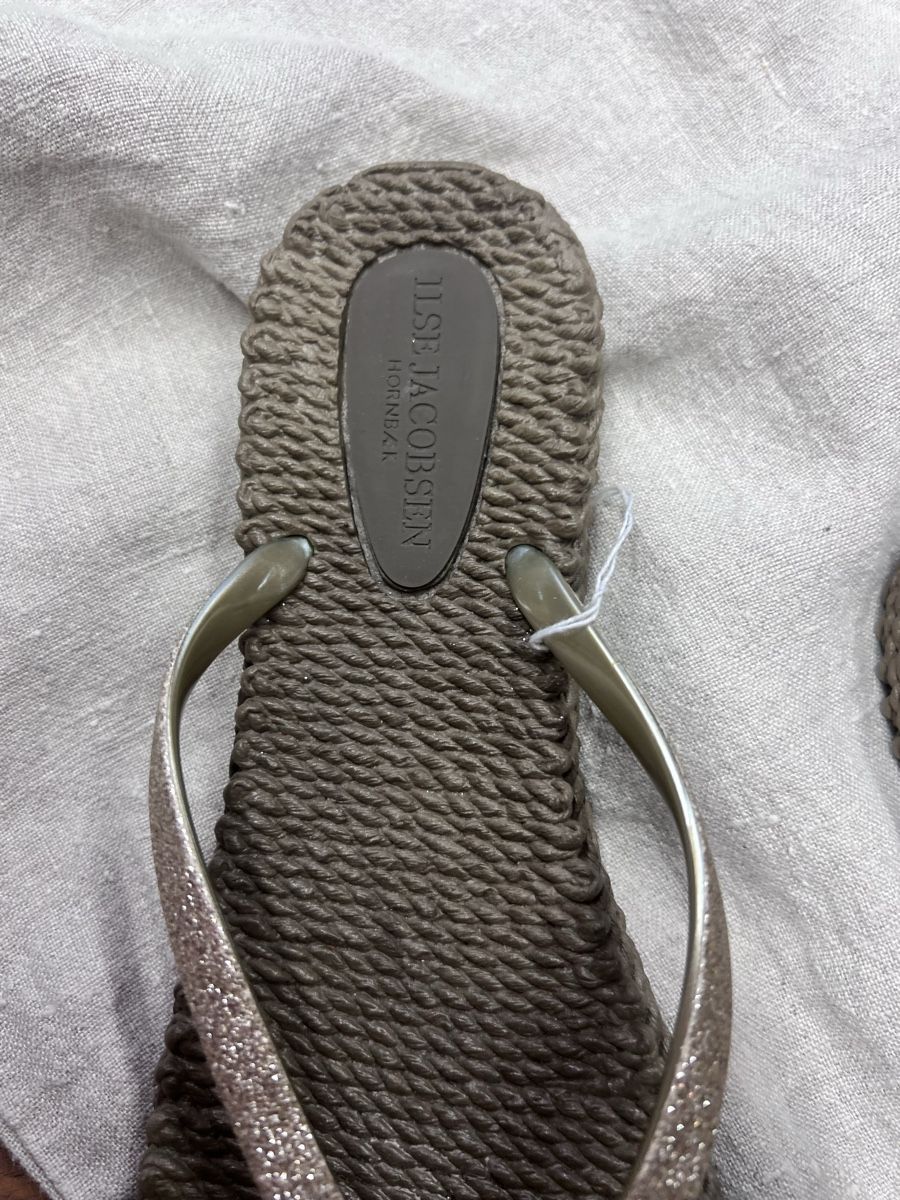 Scarpe da donna: ilse Jacobsen Flip Flop neu Gr.40 Farbe schlamm – Nuovo (secondo la descrizione) da Burgdorf venduto da puppennetz 3