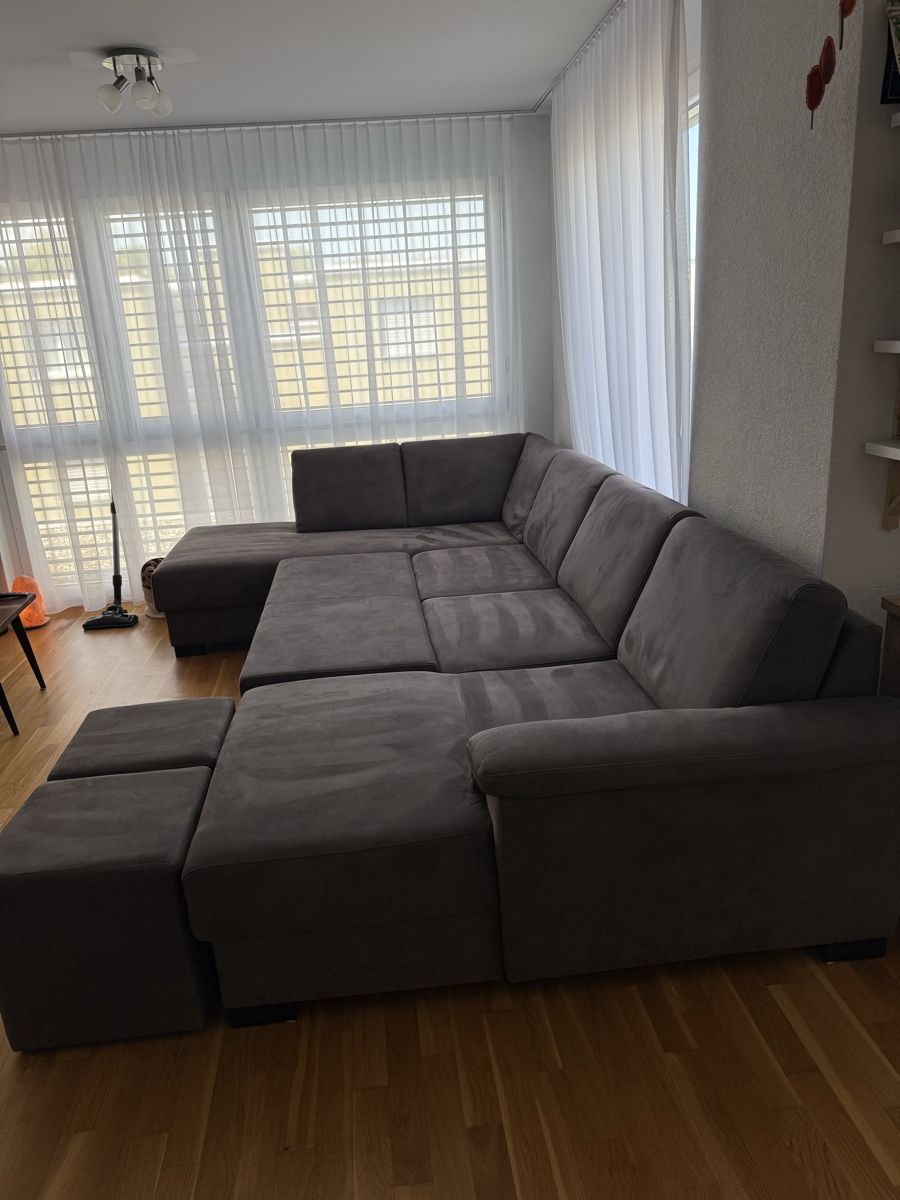 Sofas: U-Sofa Anthrazit mit Schlaffunktion + 2 Hocker – Gebraucht aus Weiach von DanielaCecillia 3