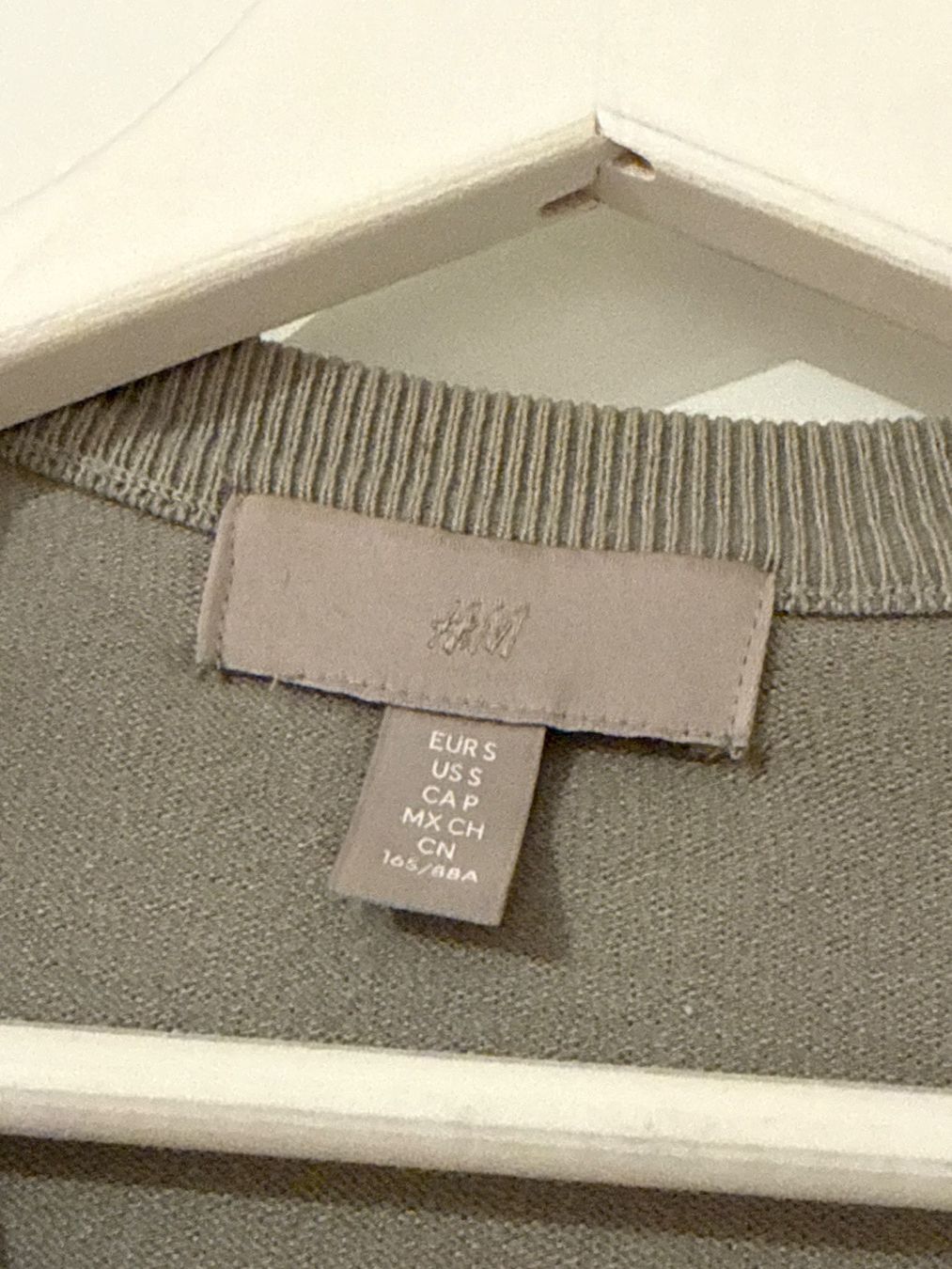 H&M Giacche: Strickjägli von H&M Gr.S – Usato da Schönenwerd venduto da d.chiara 3