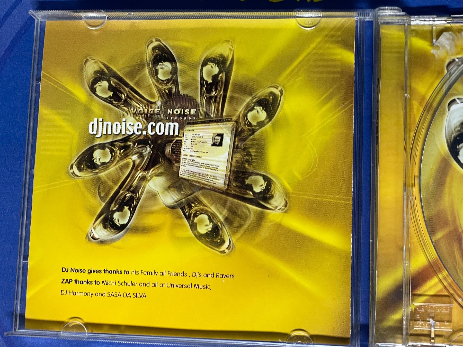 CD: DJ Noise - Count My Fingers – Usato da Muri b. Bern venduto da AdidasCollector 3