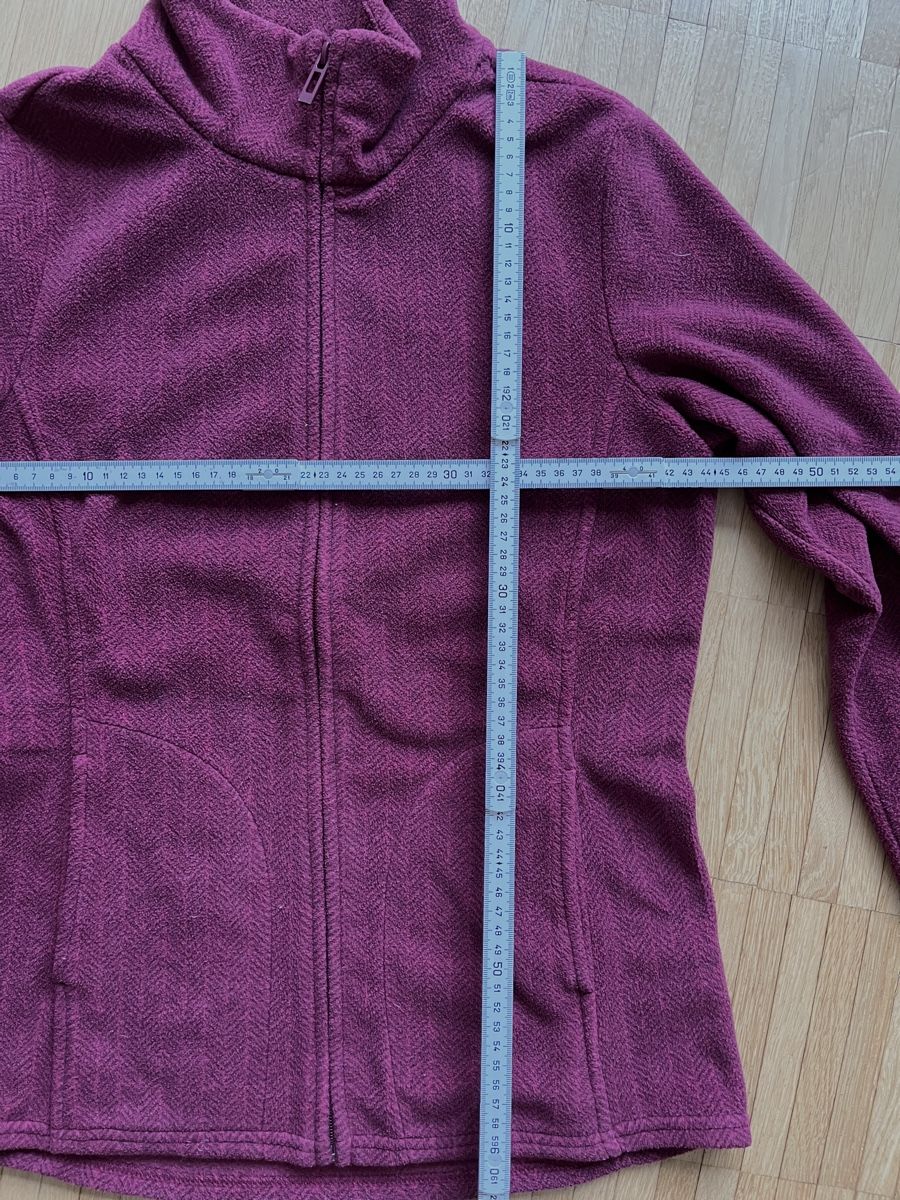 Lotti di vestiti: Fleecjäckli mit Shirt Gr S – Usato da Ittigen venduto da franzis6 1