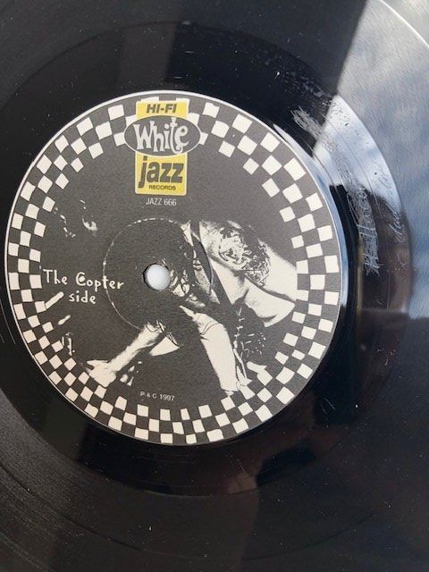 Dischi in vinile: The Hellacopters – Usato da Aarwangen venduto da Jukebox3 8
