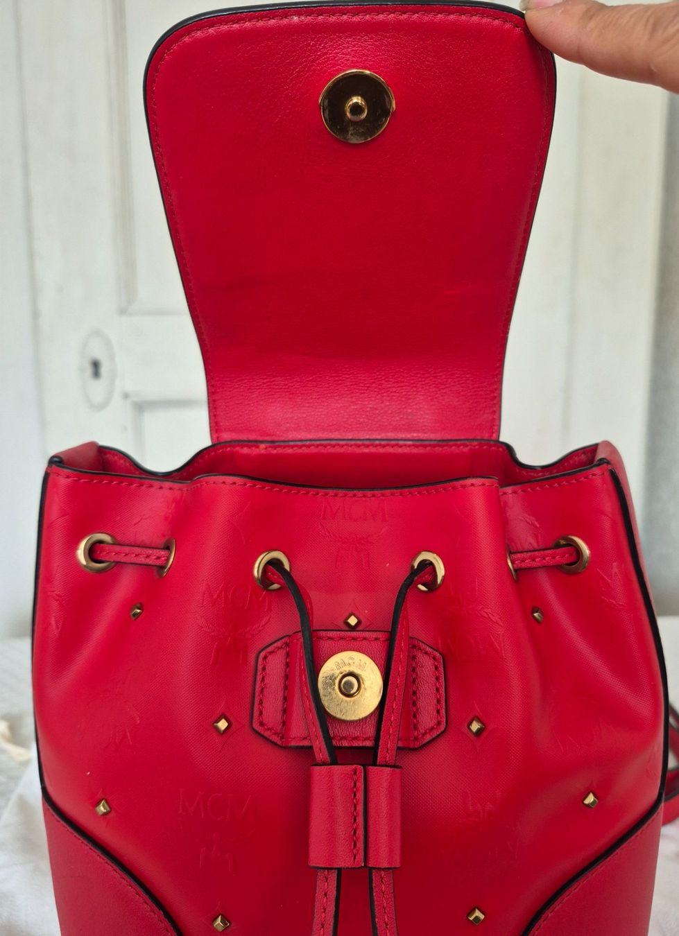 Mcm Zaini: MCM Rucksack, mit Nieten – Usato da Dottikon venduto da Pega7 6