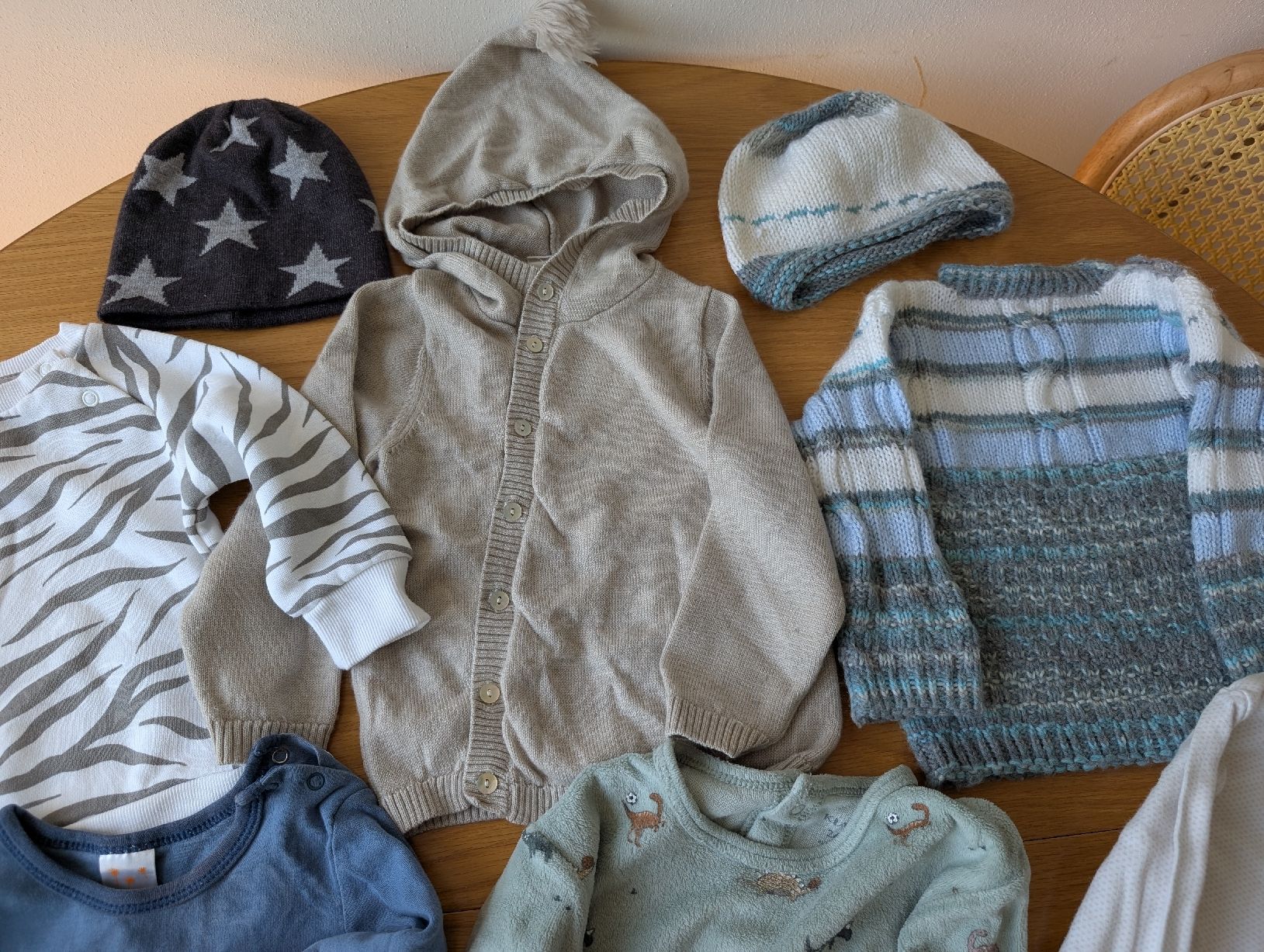 Lotti & Set di vestiti: Kleiderpaket Grösse 74/80/86 Winter – Usato da Basel venduto da an_v7yj 5
