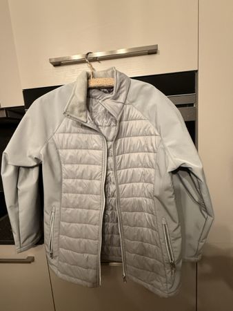 Veste d'hiver grise, idéale pour la saison froide! Taille M