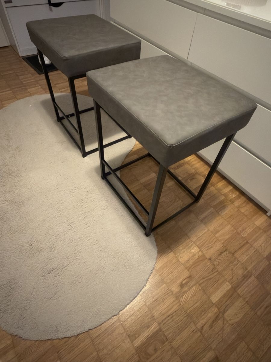Sgabelli: Hocker Stuhl – Nuovo (secondo la descrizione) da Beringen venduto da mivec 2