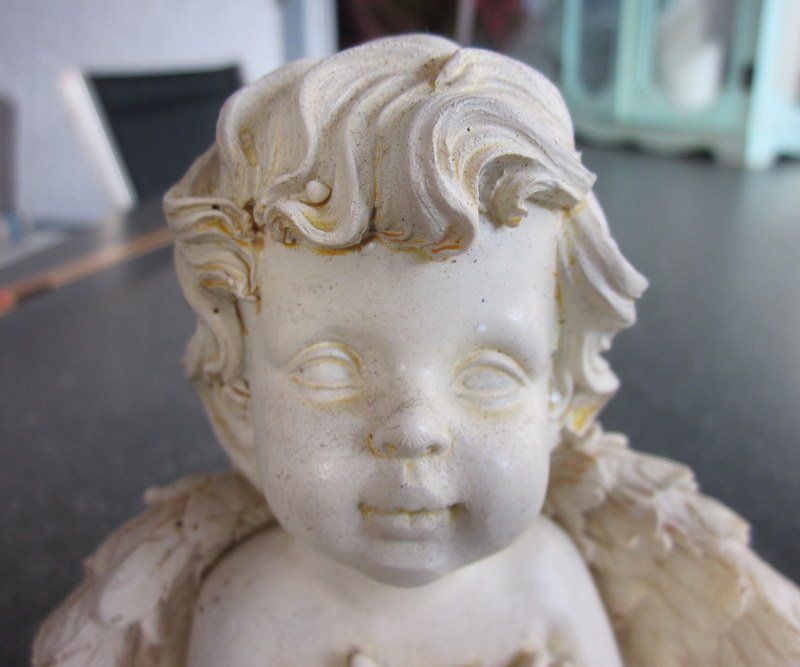 Statuette: Kniender Deko Engel, beige, Höhe 16 cm – Usato da Bischofszell venduto da Pfau0 3