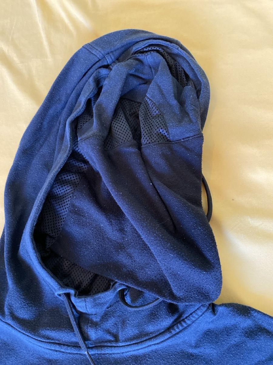 FC Basel Maglioni & Felpe: FC Basel MK Hoodie – Usato da Büsserach venduto da Gimenez77 3