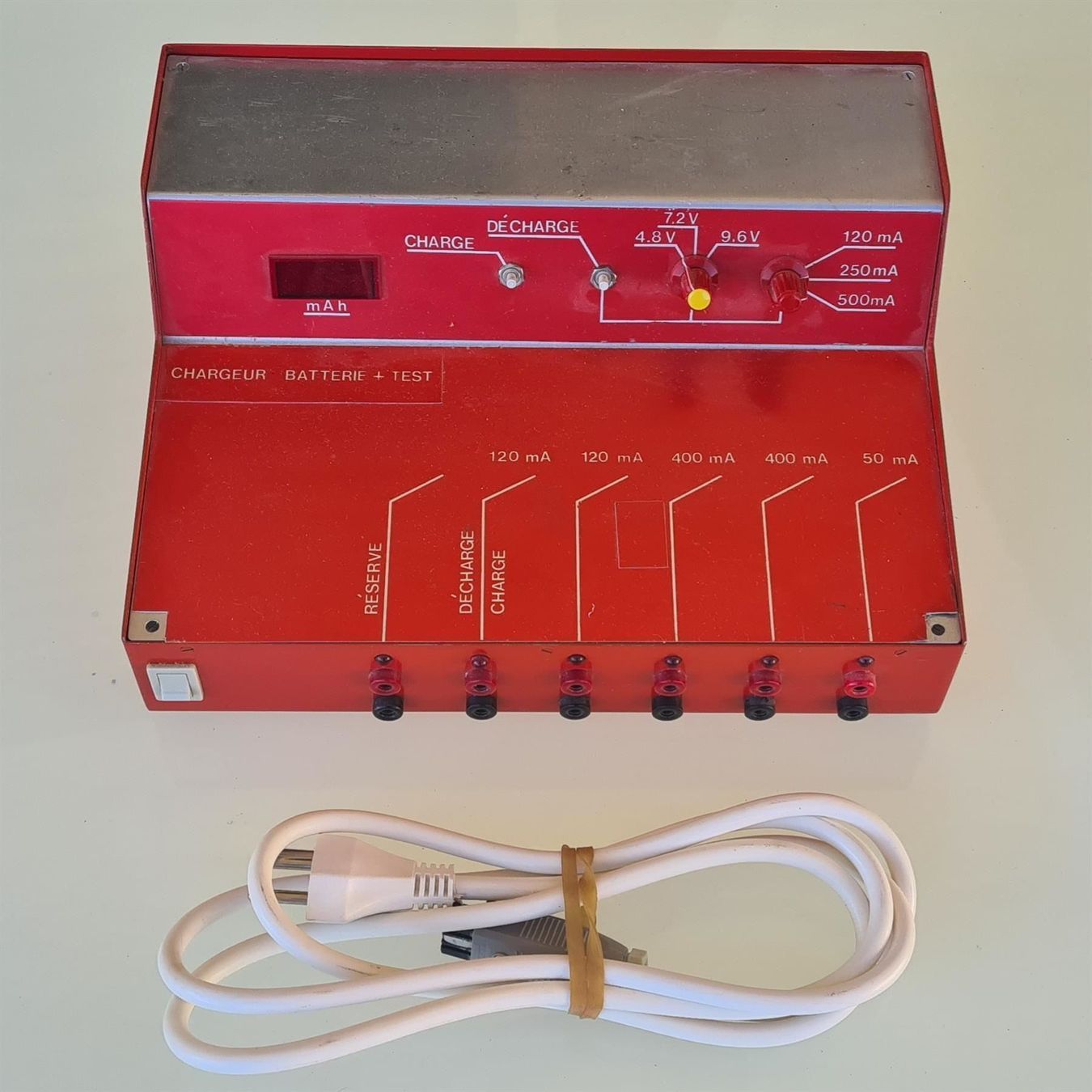 Akkus, Ladegeräte & Netzgeräte: ***** Ladegerät + Batterietester – Gebraucht aus Villaz-St-Pierre von Ubid 1