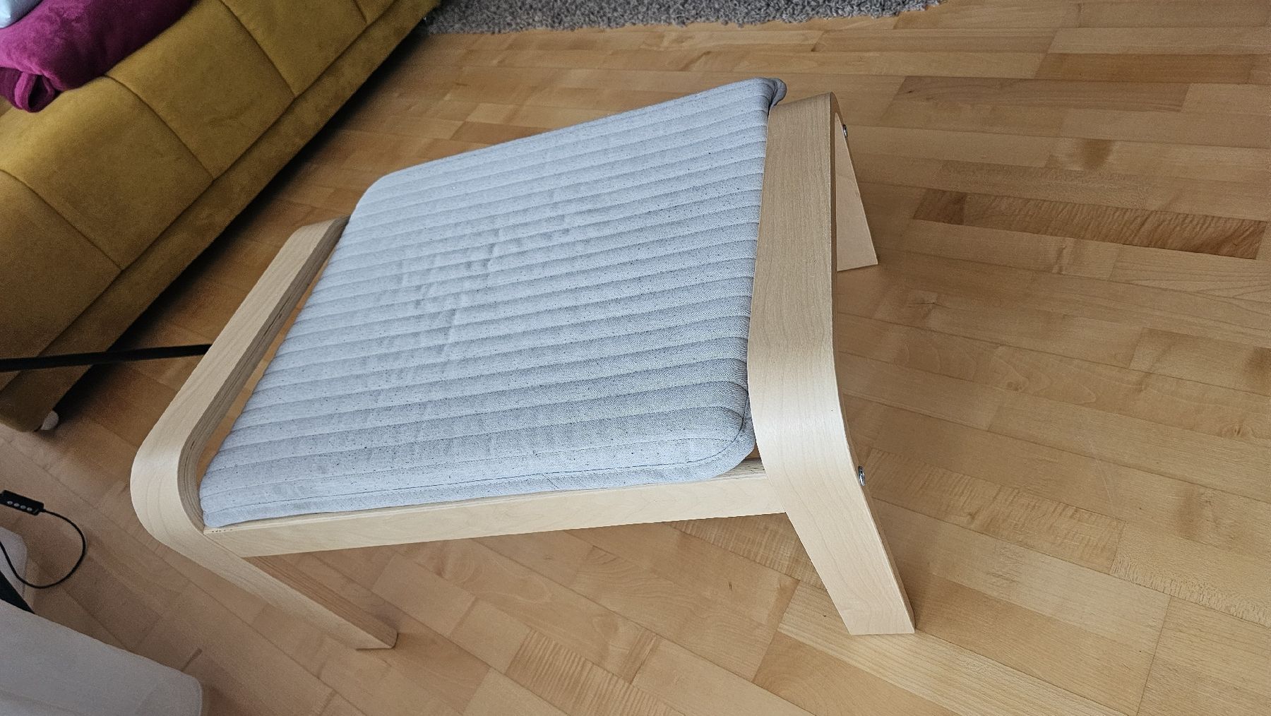 Ikea Sgabelli: IKEA Hocker/Fussbank – Usato da Mauren venduto da ehr_5cy6