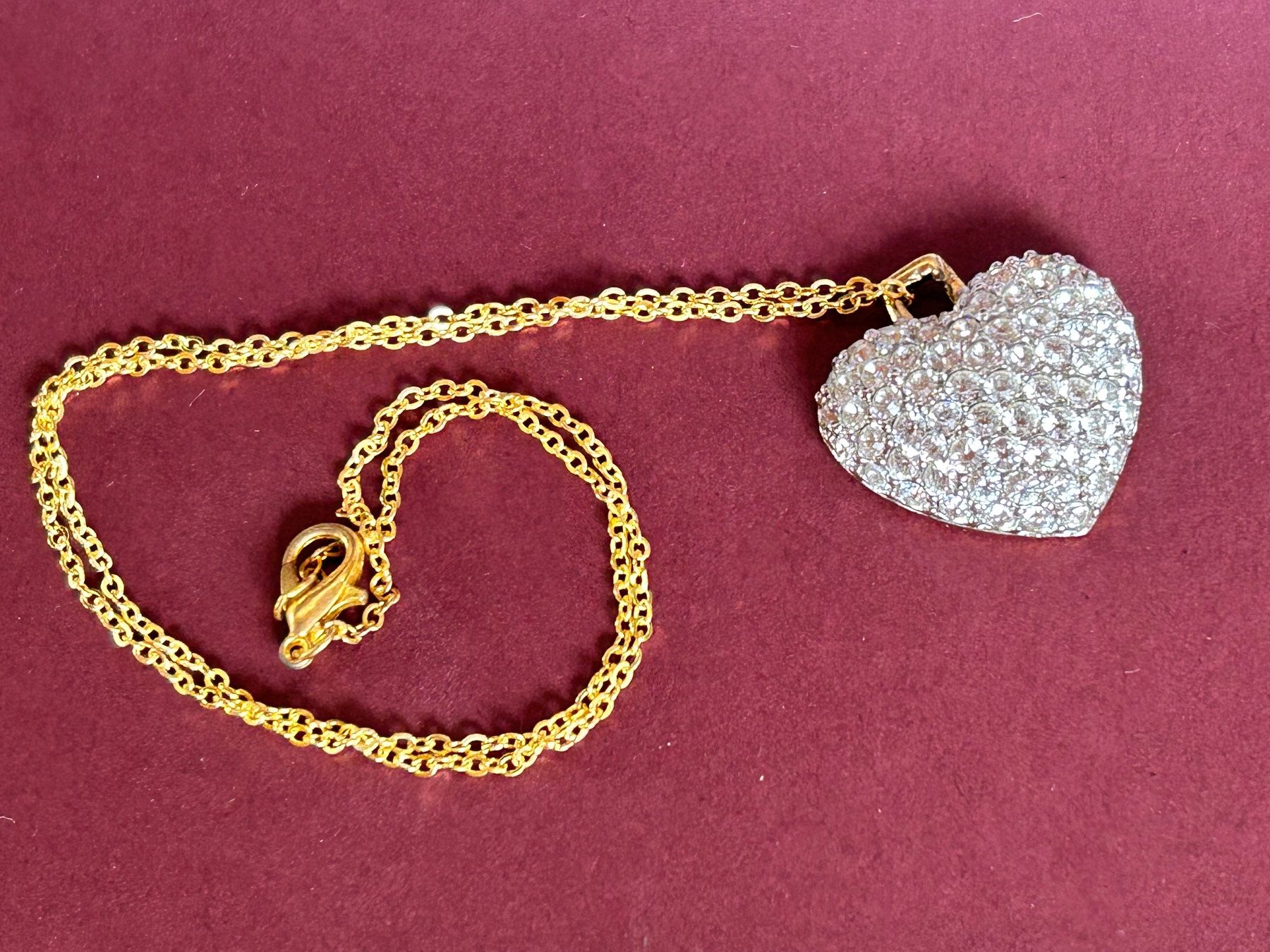 Anhänger: Kette mit Herzanhänger – Gebraucht aus Dittingen von Bellevista 4