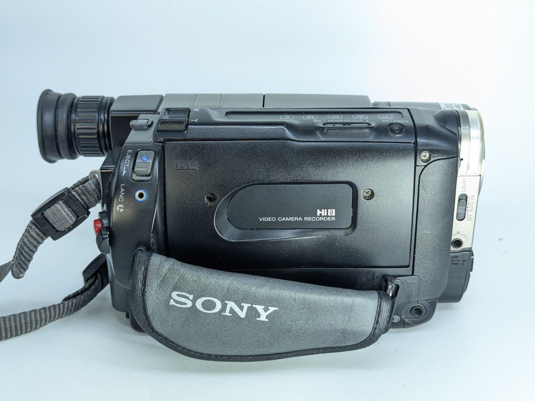 Sony Videocamere: Sony CCD-TRV46E Video Camera Recorder – Usato da Bischofszell venduto da Blende2 2