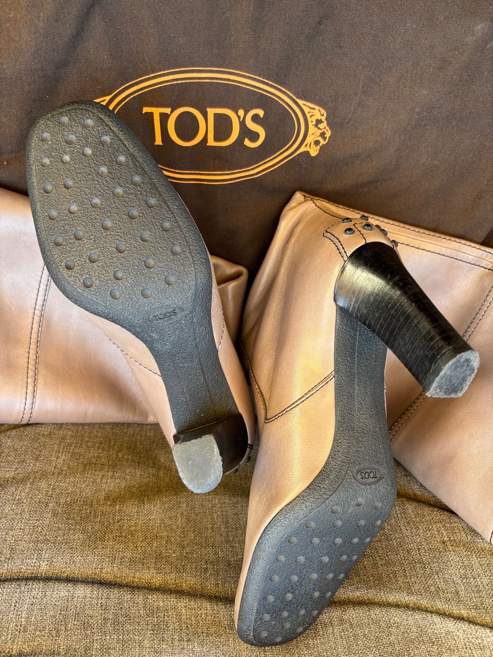 Tod'S Scarpe da donna: Tod's Lederstiefel, Gr. 37 – Usato da Küsnacht ZH venduto da MaBaCa 3