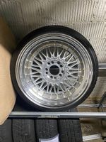 2x Neue Japan Racing JR9 komplett