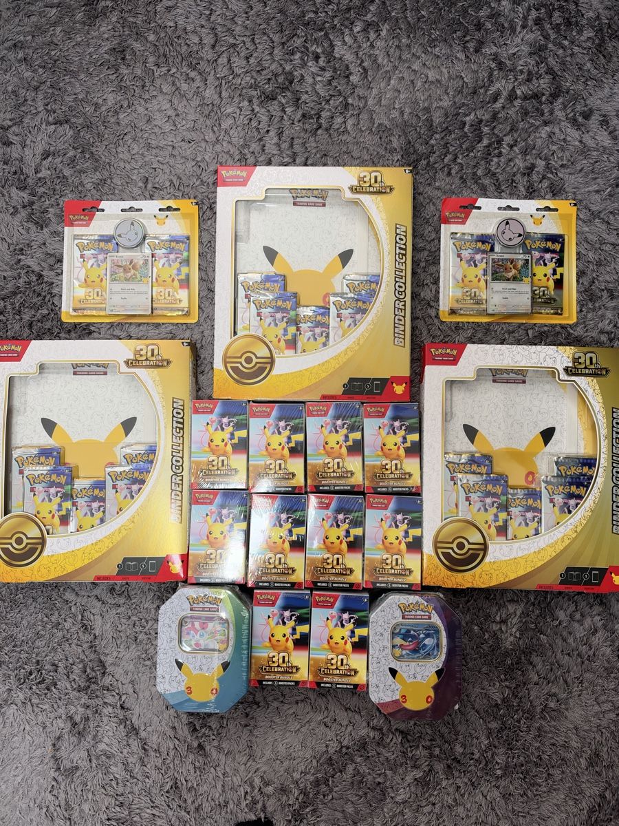 Pokémon Carte collezionabili: Pokémon 30th Celebration MEGA Bundle - EN & SEALED – Nuovo e nell'imballaggio originale da Zürich venduto da as80zh 1