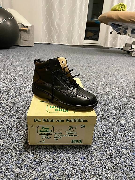 Scarpe da donna: Damenschuh, FinnComfort – Usato da Mönchaltorf venduto da Iakina