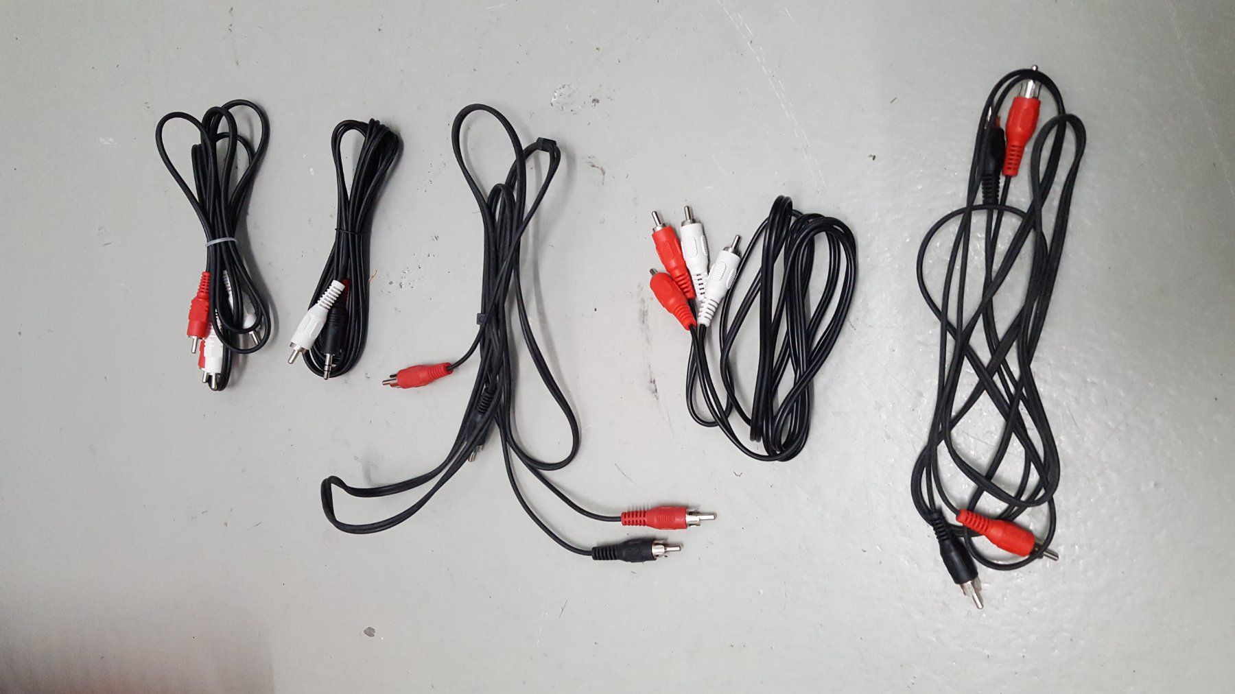 Câbles: Cinch-kabel 11stk. – D'occasion à Igis par JUST-4U-ENJOY 2