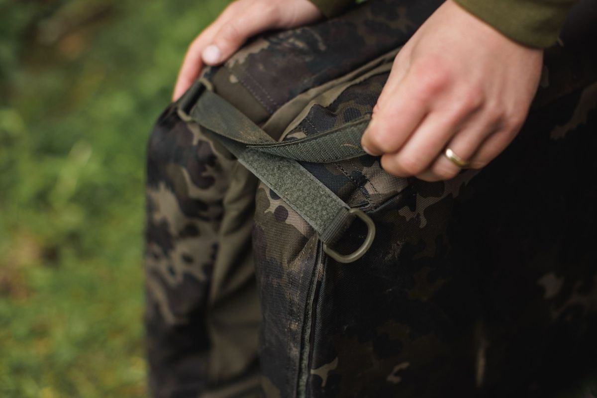 Tamburi & Mulinelli: Korda Compac Hybrid Flat Mat Abhakmatte Karpfen – Nuovo (secondo la descrizione) da Oftringen venduto da saitama95 1