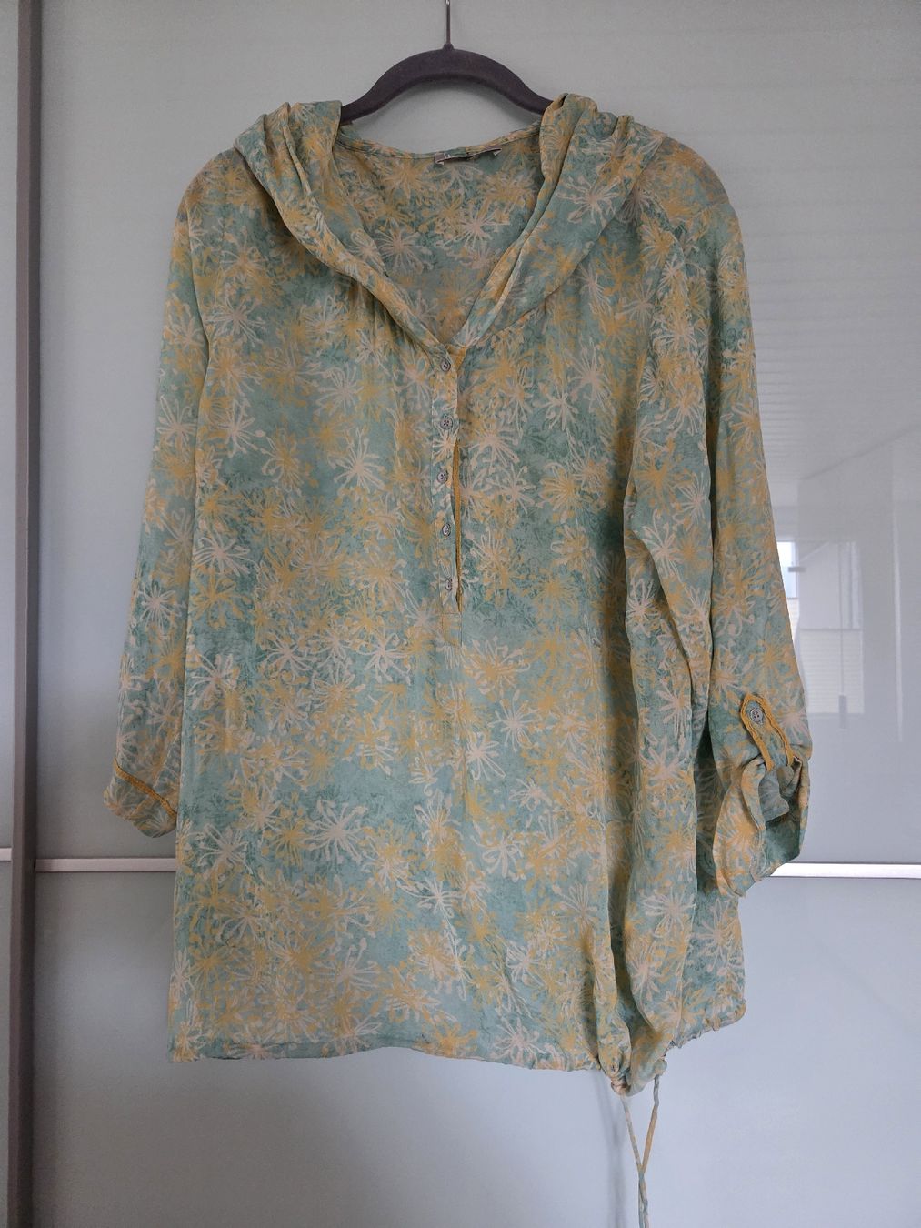 Nile Blusen: Nile Sommerbluse xl – Gebraucht aus Ettenhausen TG von funsmile7