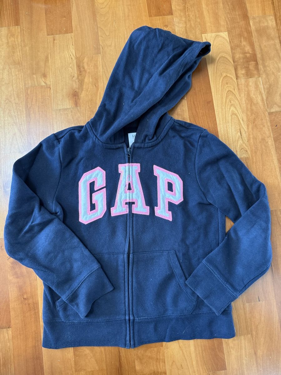 Gap Maglioni & Felpe: GAP Zip Hoodie / Kapuzenpullover, Gr. 152/158 – Usato da Niederhelfenschwil venduto da simae02