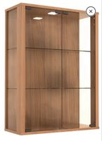 Hängevitrine / Regal UDINA Nussbaum mit LED – wie neu
