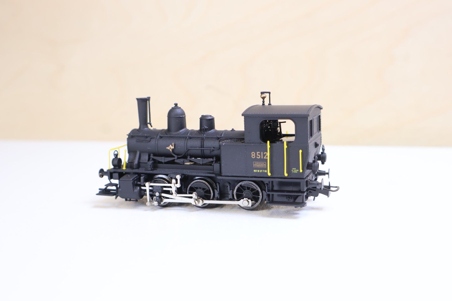 Liliput Modellini di ferrovie: Liliput SBB Tigerli E 3/3 Dampflok 8512 H0 – Difettoso da Winterthur venduto da Monstera 5
