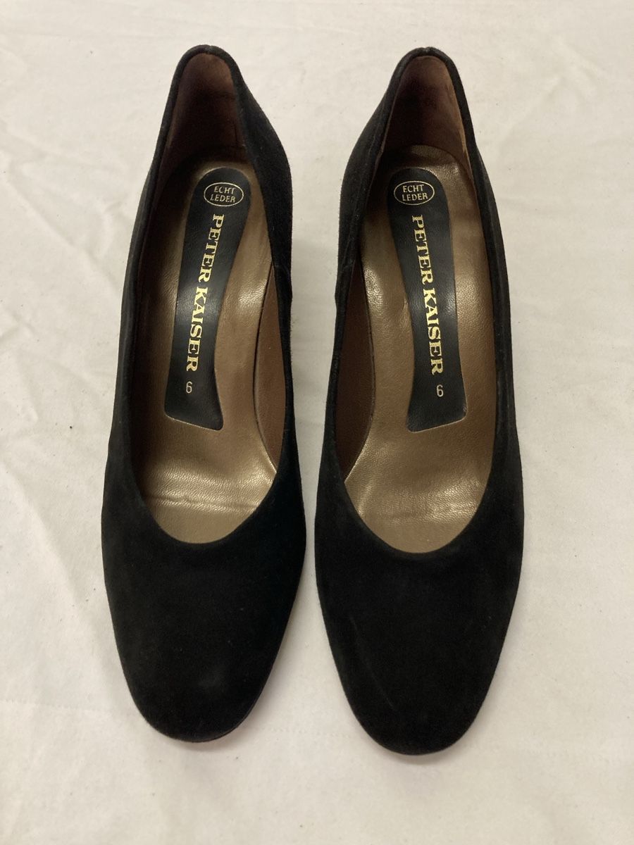 Kaiser Scarpe da donna: Peter Kaiser Echtleder Pumps Schwarz Gr. 39 – Usato da Aarwangen venduto da to-hirschi