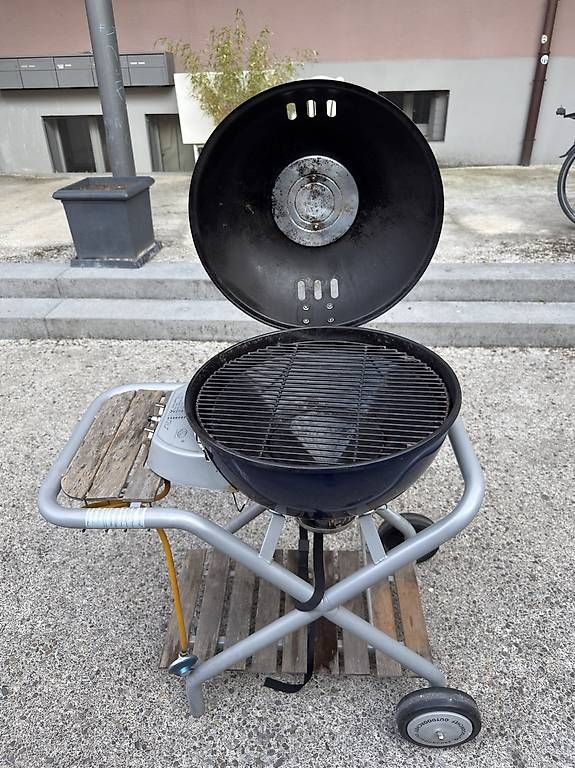 Outdoorchef Grills: Outdoorchef Gas Kugelrill mit voller Gasflasche – Gebraucht aus Zürich von kkm224 3