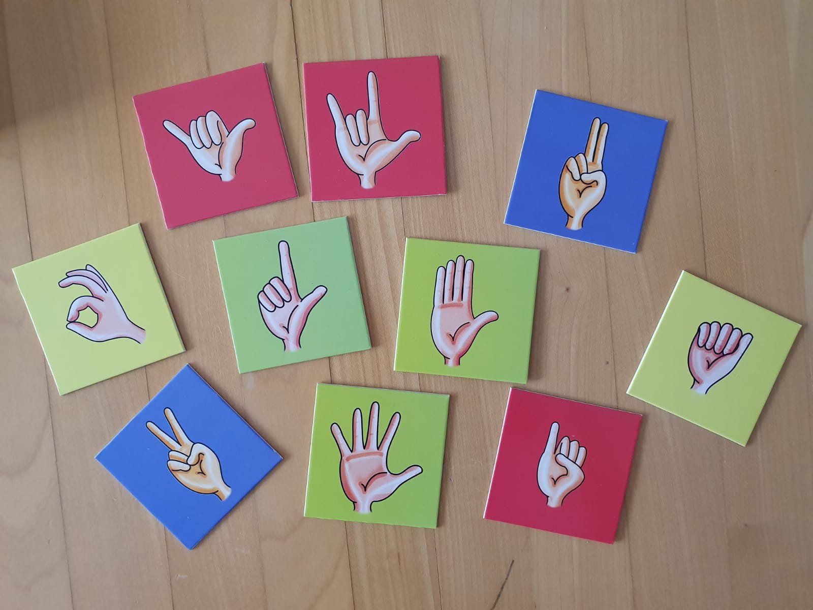 Jeux: Memo Handformen – Neuf avec emballage d'origine à Allschwil par Jojina123 1