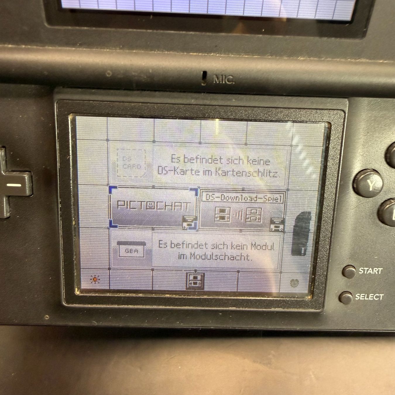 Nintendo Console: Nintendo DS Lite Schwarz – Difettoso da Düdingen venduto da Nerdworld 7