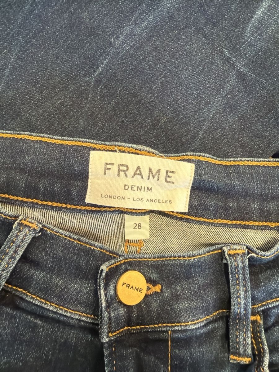 Jeans: Frame Jeans – Usato da Vaduz venduto da zoe_wym6 2
