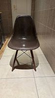 Chaise Eames Fibre de verre edition Herman Miller
