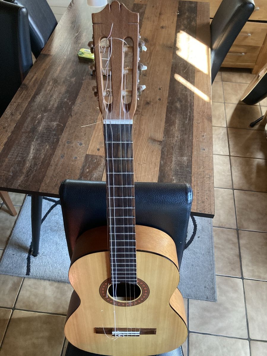 Yamaha Strumenti musicali: Yamaha Akustische Gitarre – Usato da Glattbrugg venduto da vintagemania