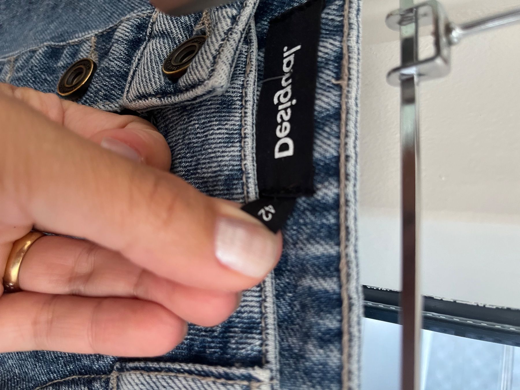 Desigual Gonne: Desigual Mini Rock neuwertig – Nuovo (secondo la descrizione) da Zürich venduto da laribuechel 2