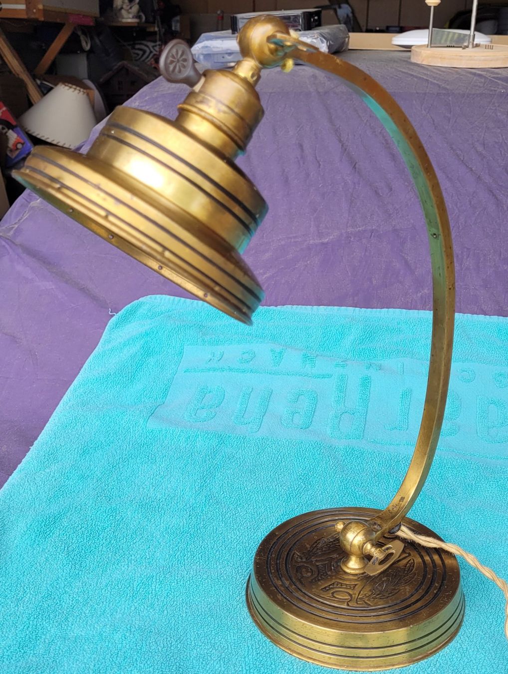 Lampade: Antike Bürolampe – Usato da Thun venduto da Engel114