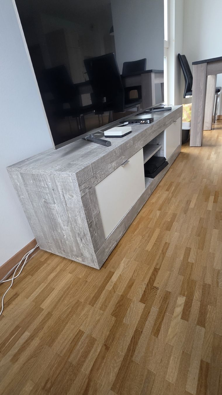 Conforama Mobili TV: meuble télévision – Nuovo (secondo la descrizione) da Puplinge venduto da jul_k9df