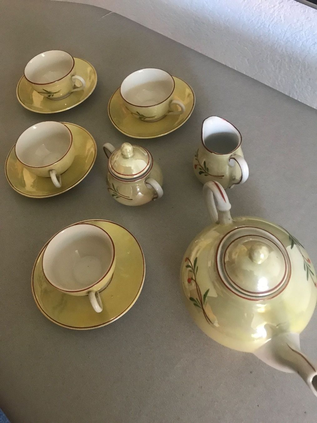 Set di piatti: Vintage Kaffee Service Perlmut – Usato da Wettingen venduto da Andres54 1