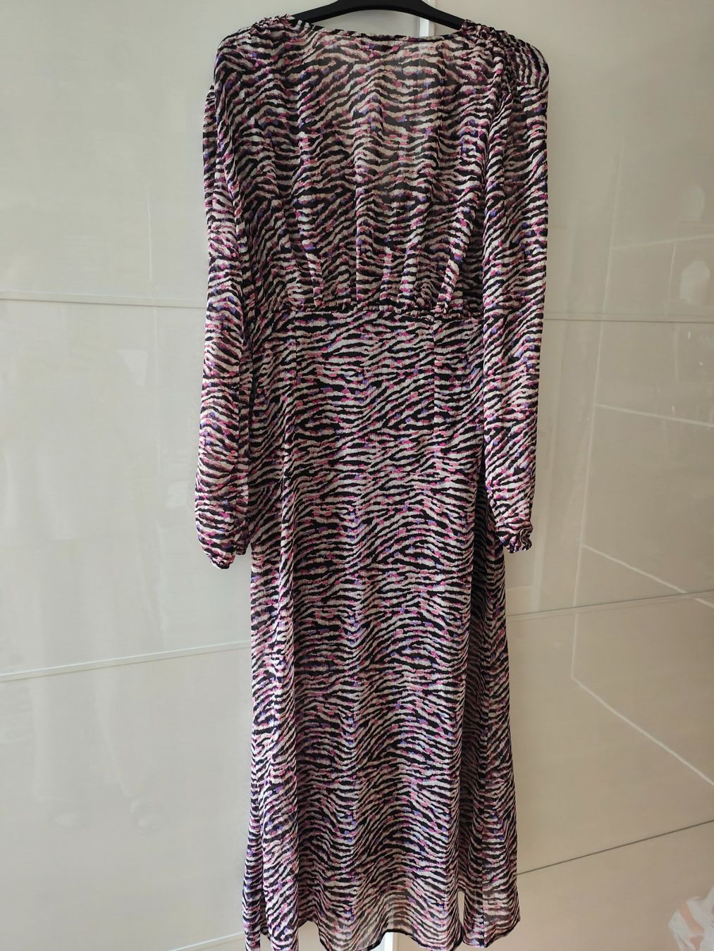 Morgan Kleider: Midikleid V-Ausschnitt (Morgan) 42 – Gebraucht aus Thun von flower0211 1
