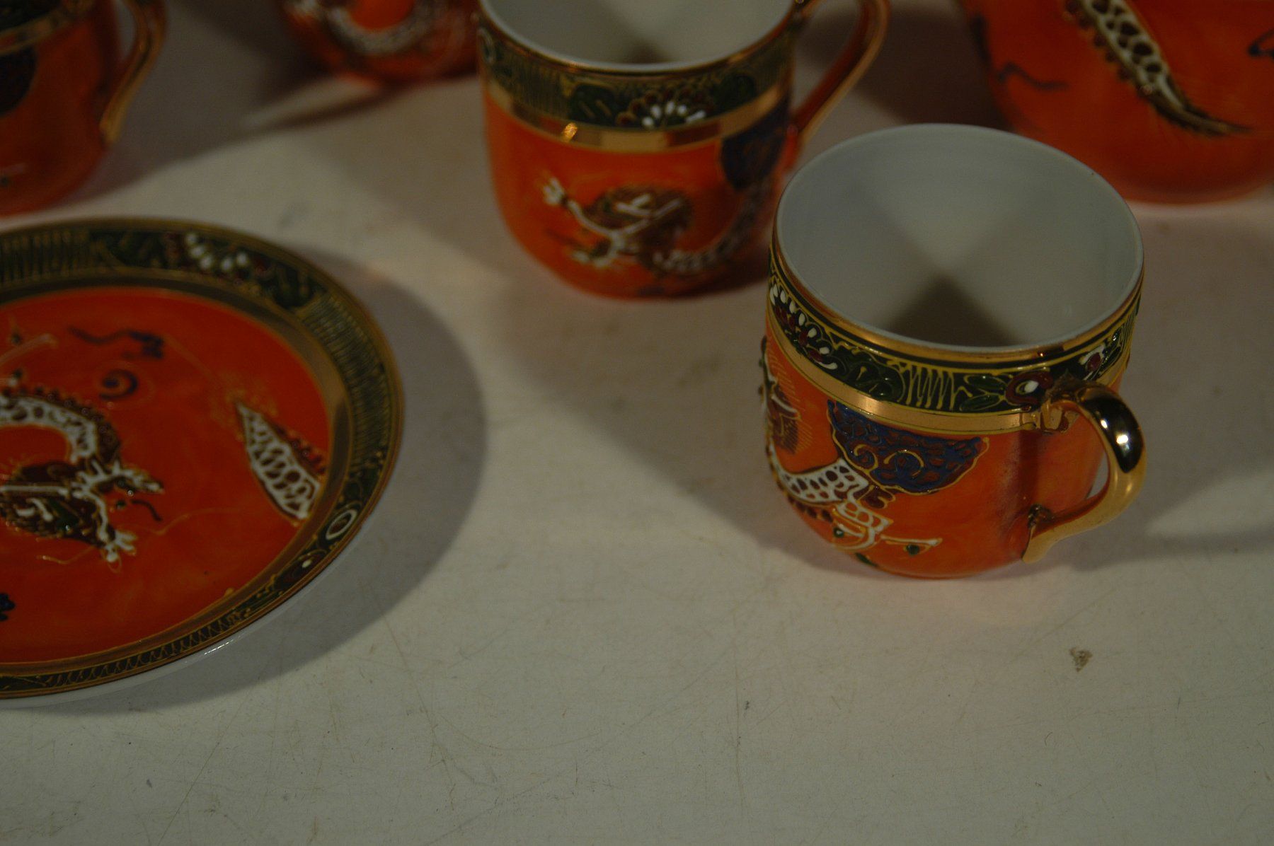 Set di piatti: Antiker japanischer Teeservice Satsuma – Usato da Herisau venduto da Wisen 6