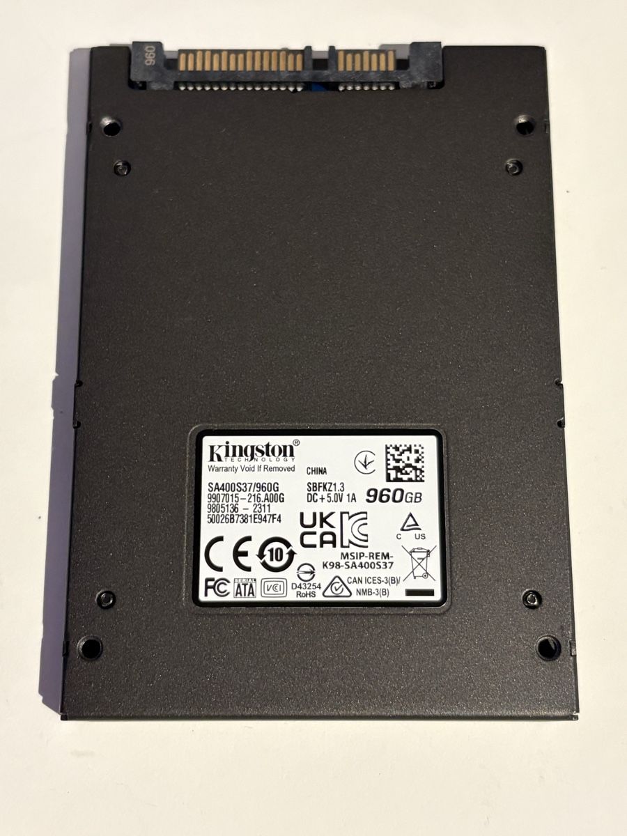 Kingston Dischi rigidi: 1TB Kingston SSD AB 1.- – Usato da Allschwil venduto da leo_lft5 1