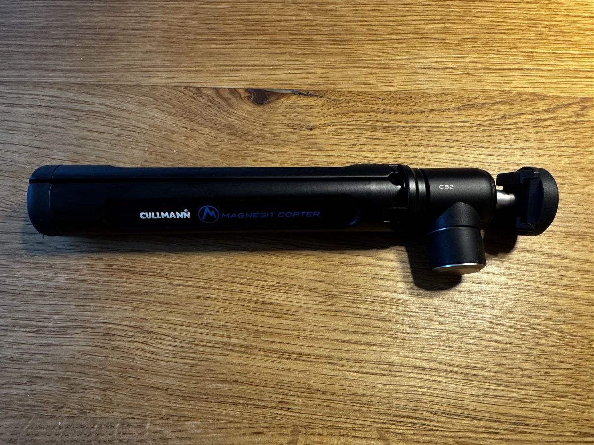 Treppiedi & Teste: Cullmann Magnesit Copter – Robustes Mini-Stativ & Handgriff – Usato da Bubikon venduto da Anne1990 1
