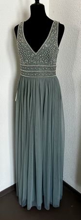 Wunderschönes Kleid mit Perlen neu gr 38